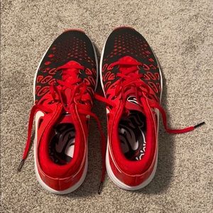Georgia Bulldog running shoes